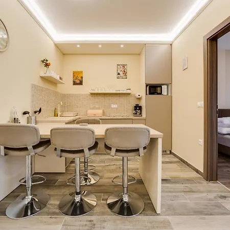 Forest Foeldvar By Bltn Apartment