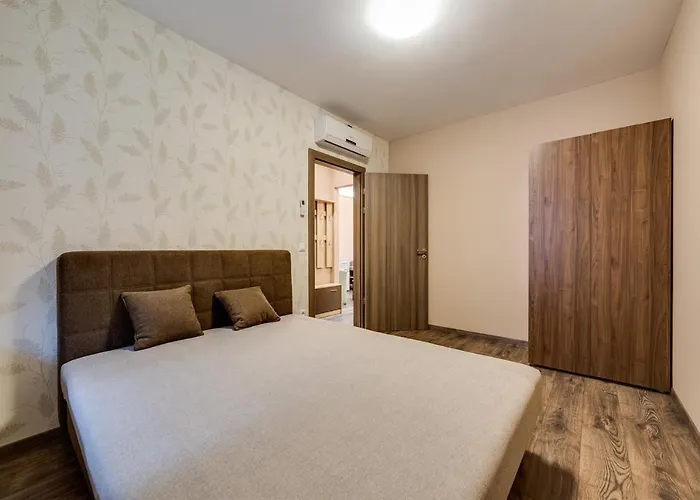 Forest Foeldvar By Bltn Apartament *